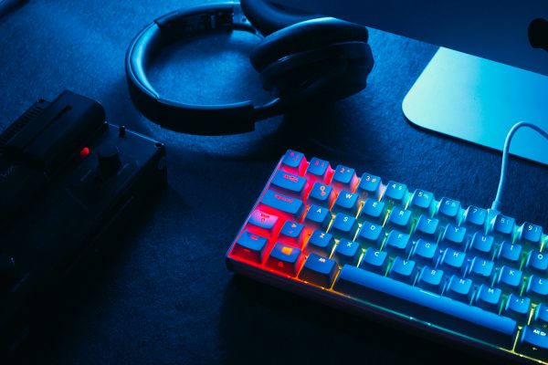 Teclado Mecanico VSG Mintaka 60% Color Blanco